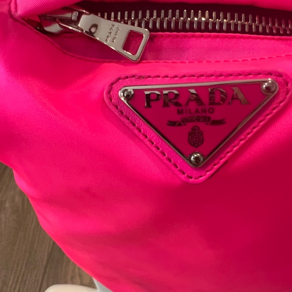 White Prada waterproof boots size 6 - Picture 12 of 13